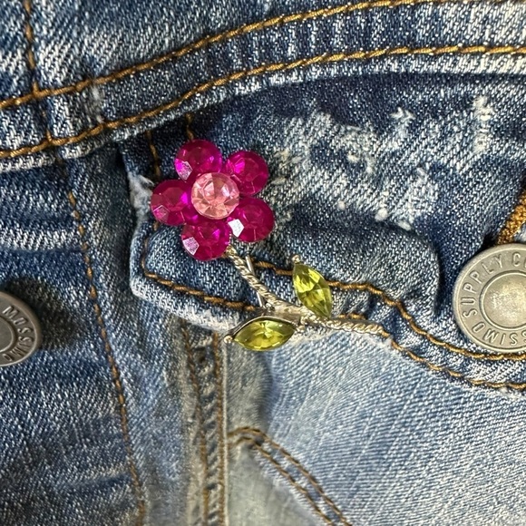 Vintage Flower Brooch & Mossimo Denim Jacket Size XXL Bohemian Fall Distressed - Picture 6 of 15